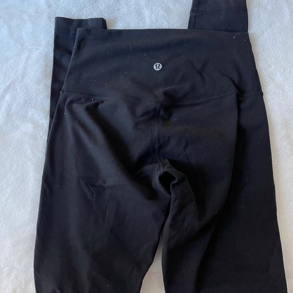 lululemon | aligns